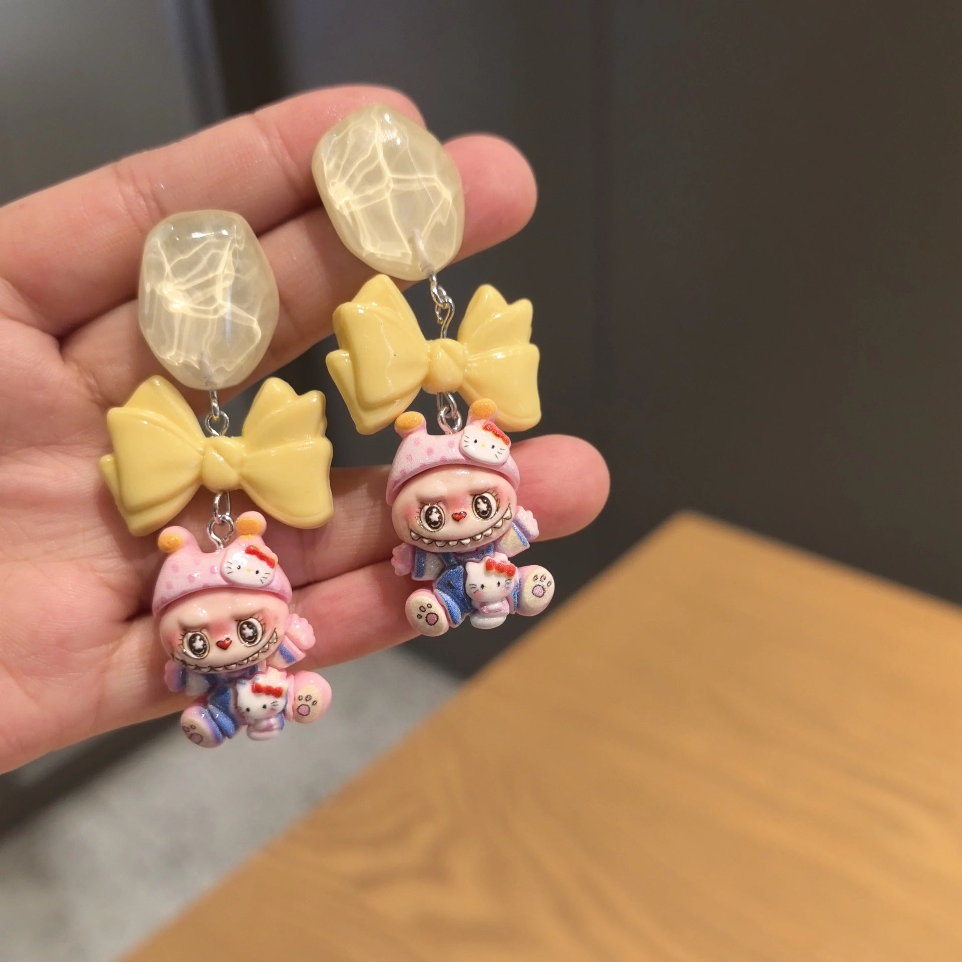 Wholesale  Cartoon Big Mouth Chichila Bubu 925 Silver Needle Earrings